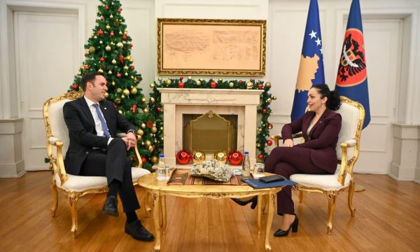 Abdixhiku thotë se nuk e ka problem nëse Osmani i prin listës së LDK-së: E dua partinë më shumë se veten