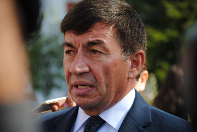 Arsim Bajrami për shkrimin e Veton Surroit: Mund t’i shërbejë Prokurorisë së Hagës