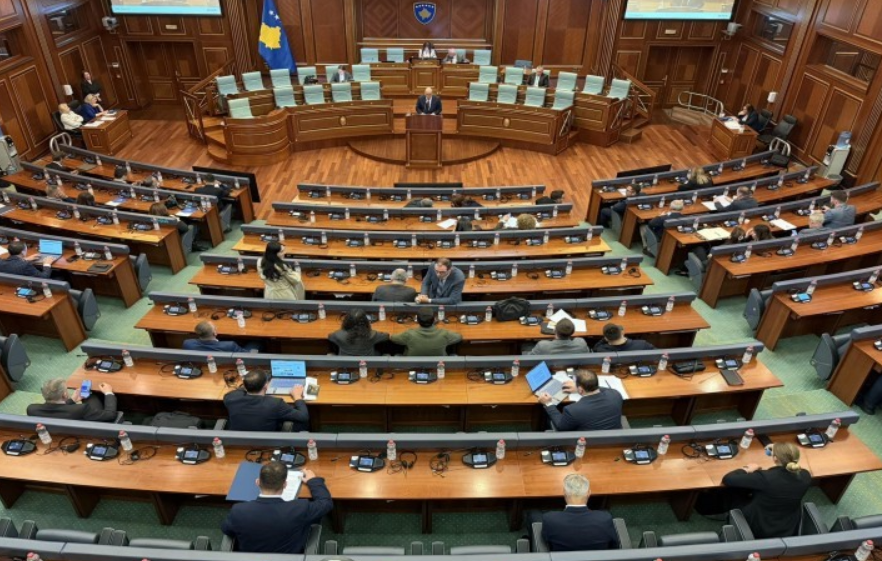 Energjia elektrike përplas pushtetin dhe opozitën në Kuvend