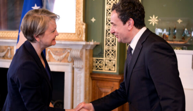 Kurti pritet nga kryediplomatja britanike: Mbretëria e Bashkuar partner kyç strategjik, Serbia po kërcënon me mbështetjen e Rusisë