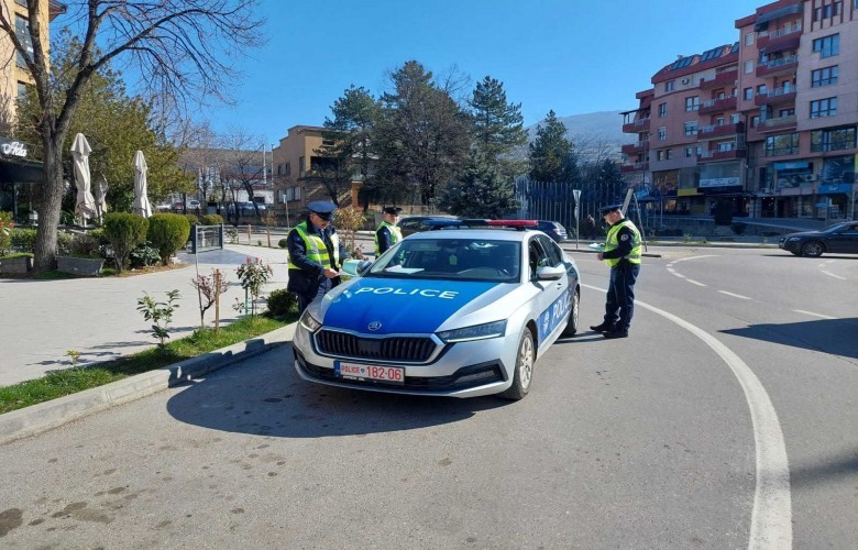 35 aksidente me të lënduar dhe 2,233 tiketa trafiku në 24 orët e fundit