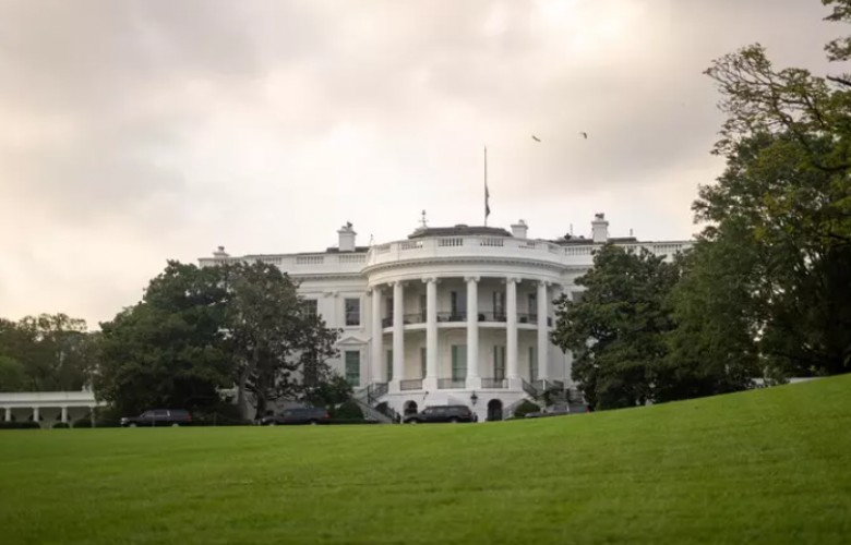 Shtëpia e Bardhë detyrohet ta mohojë se Trump ka qenë i shtruar në spital