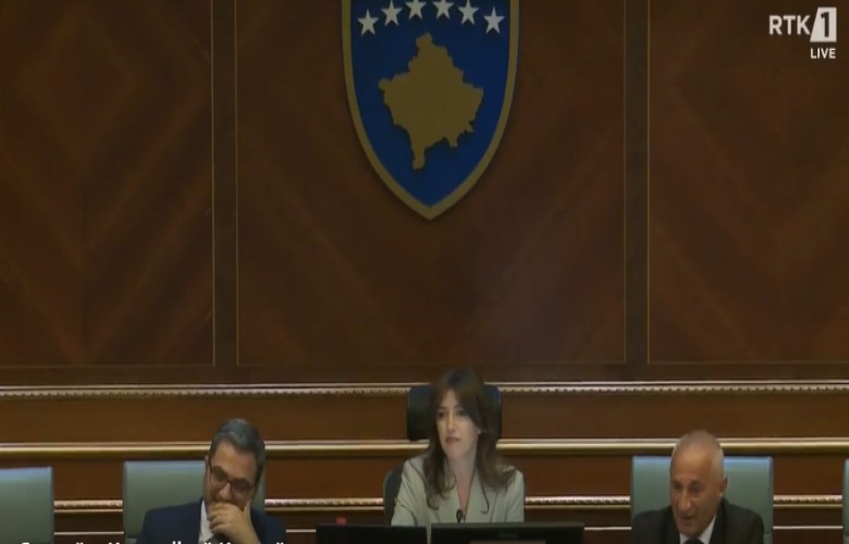 Thirrja seancës për presidentin, përplasje pushtet-opozitë