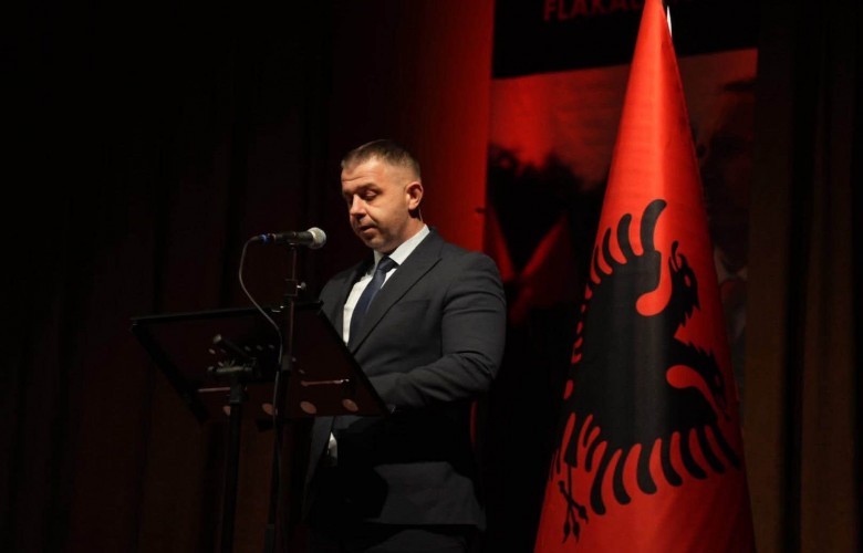 Ngriti flamurin kombëtar, thirret nga autoritetet serbe Enkel Rexhepi Ngriti flamurin kombëtar, thirret nga autoritetet serbe Enkel Rexhepi
