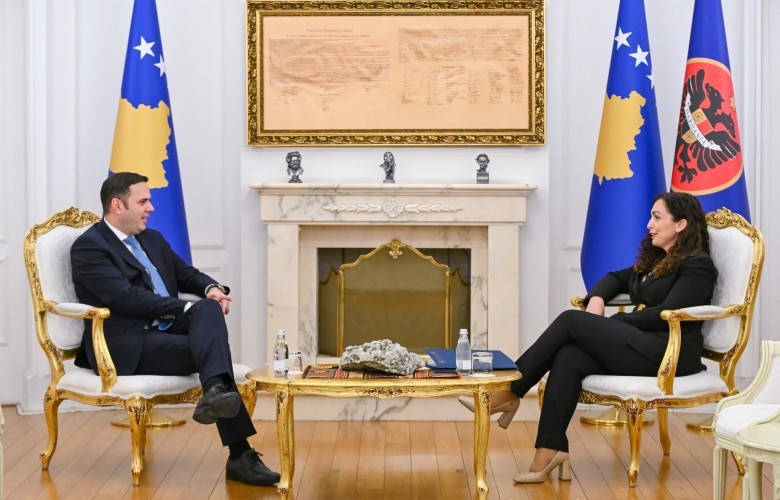 Abdixhiku: Vjosën e shohim si presidente e jo si kuorum