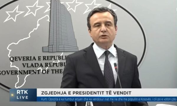 Kurti thotë se Opozita ka kërcënuar Feride Rushitin: Vërtetë e turpshme