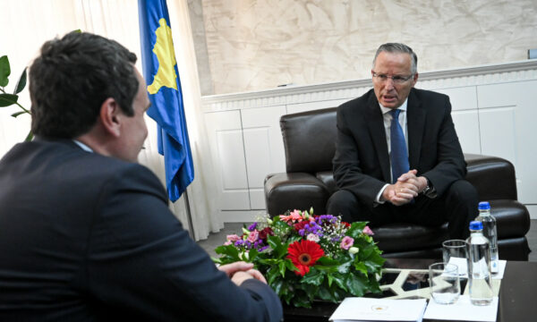 Kurti: Do përpiqem për takim me Hamzën, PDK kërkoi që t’i besojmë në mënyrë absolute dhe të verbër për presidentin