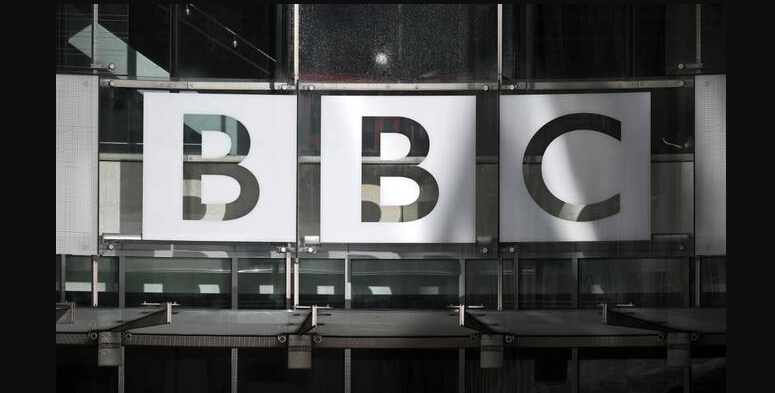 Raportohet se BBC do të shkurtojë 2,000 vende pune mes presioneve financiare