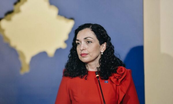 Kurti nuk e përkrahu për mandat të dytë, reagon Osmani: Rrugët që u mbyllën nga padrejtësitë, hapen nga populli