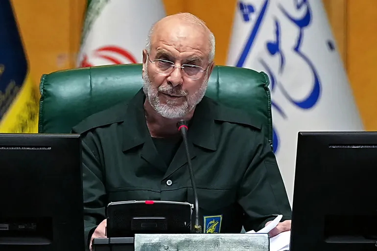 Kërcënimet e Trump, kreu i Parlamentit iranian: Ndalo ose i gjithë rajoni do të digjet Kërcënimet e Trump, kreu i Parlamentit iranian: Ndalo ose i gjithë rajoni do të digjet