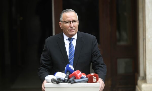 Hamza: Kjo që ndodhi sonte është puç kushtetues, shkelja ka ndodhur