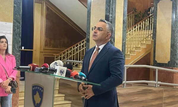 Tahiri: Seanca për presidentin ishte antikushtetuese dhe tentim për grusht-shtet