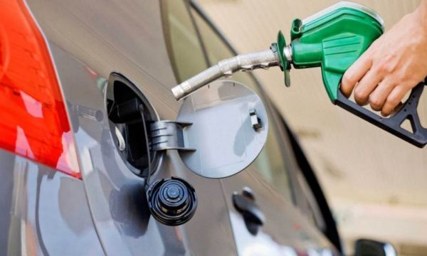 Çmimet tavan të derivateve për sot në Kosovë: Nafta 1.64€, benzina 1.39€, gasi 0.87€
