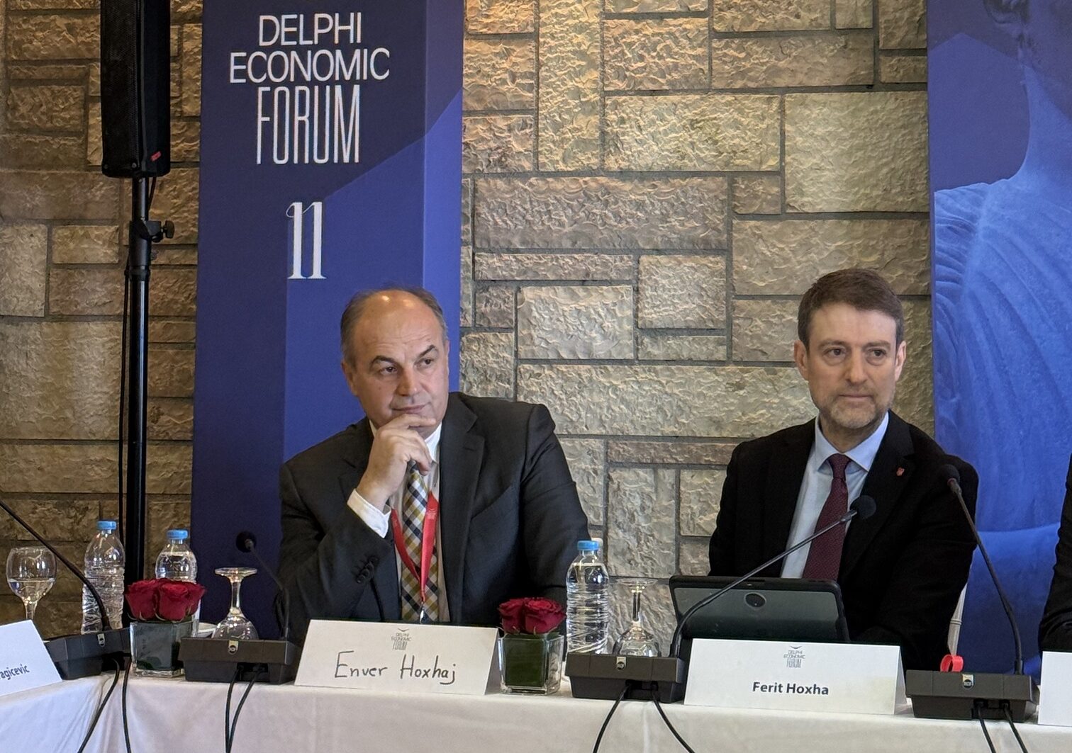 Hoxhaj në Delphi, i kërkon BE-së proces të drejtë dhe fer për integrimin e Kosovës