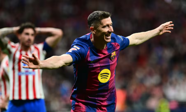 Barcelona e vendosë një dorë në titullin e La Ligas, e mposht Atleticon në udhëtim Barcelona e vendosë një dorë në titullin e La Ligas, e mposht Atleticon në udhëtim