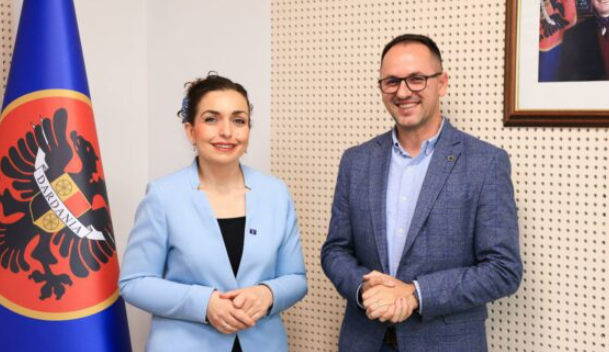 Osmani prezanton pjesë të ekipit Besim Kodrën: Do të jetë një zë i fuqishëm për pacientët