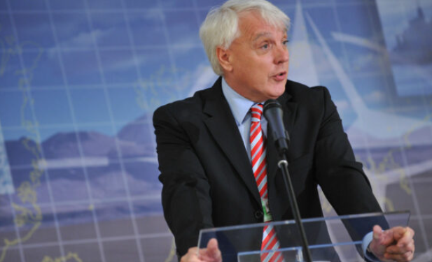 Shea: Duhet stabilitet politik në Kosovë, ndryshe s’ka rrugë të qartë përpara në procesin e integrimit euroatlantik