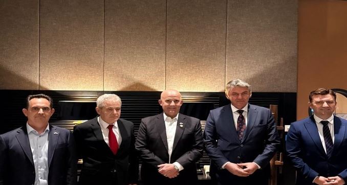 Keith Self: Të zbatohen të drejtat e shqiptarëve në Maqedonia e Veriut
