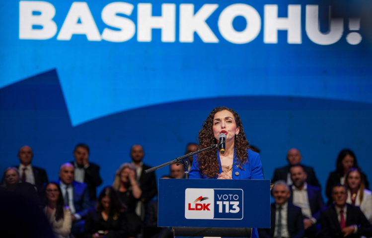 Osmani: Sa herë që Kosova ka nevojë për dinjitet shtetëror e bashkim, kthehet te Rugova dhe te LDK-ja Osmani: Sa herë që Kosova ka nevojë për dinjitet shtetëror e bashkim, kthehet te Rugova dhe te LDK-ja