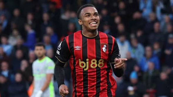 Bournemouth ndal Cityn, Arsenali zyrtarisht kampion i Anglisë Bournemouth ndal Cityn, Arsenali zyrtarisht kampion i Anglisë