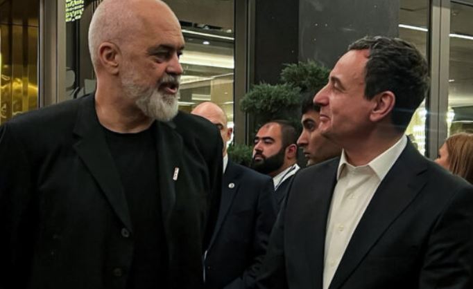 Kurti e Rama takohen në darkë te Presidenti i Armenisë