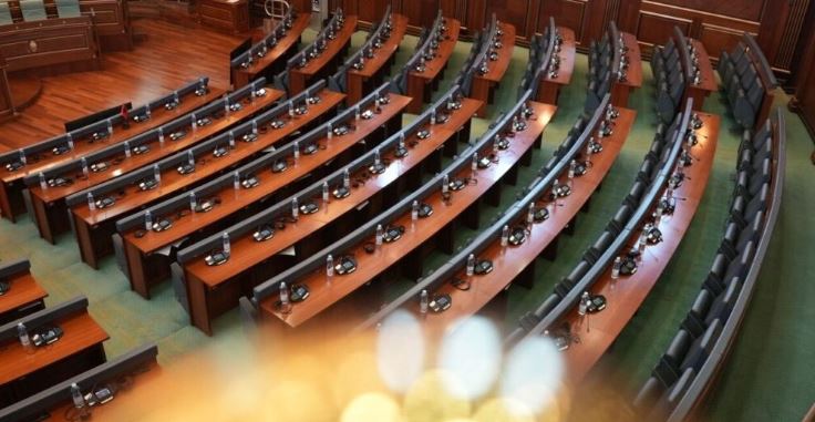 Gara politike në zgjedhjet e qershorit, a kanë gjasa partitë e reja ta kalojnë pragun?