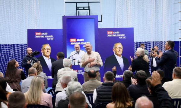 Bedri Hamza nga Prizreni: Qytetarët kërkojnë ndryshim, koha për t’i dhënë fund krizës Bedri Hamza nga Prizreni: Qytetarët kërkojnë ndryshim, koha për t’i dhënë fund krizës