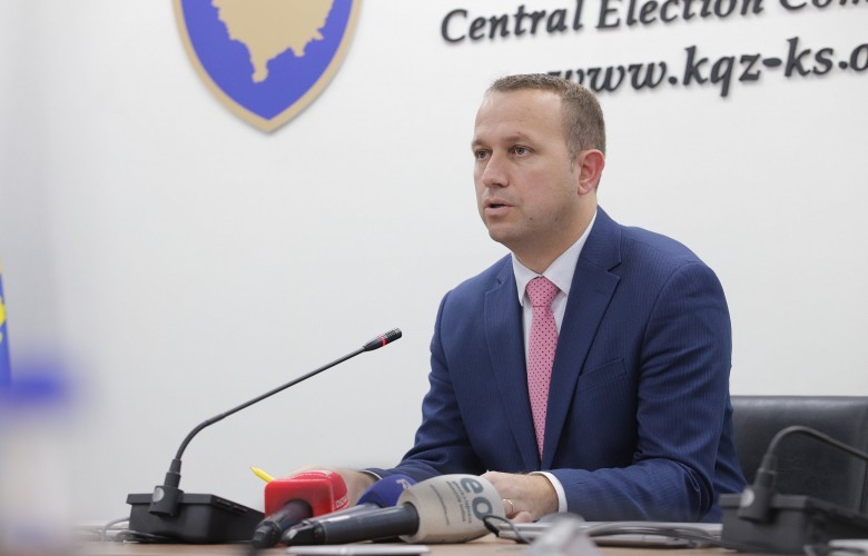 Elezi: Më 6 qershor votohet në 17 ambasada dhe 13 konsullata në 18 shtete Elezi: Më 6 qershor votohet në 17 ambasada dhe 13 konsullata në 18 shtete