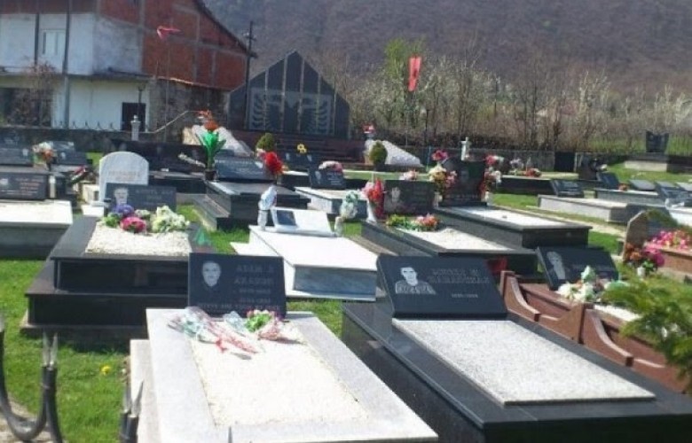 28 vjet nga masakra e Lybeniqit të Pejës 28 vjet nga masakra e Lybeniqit të Pejës