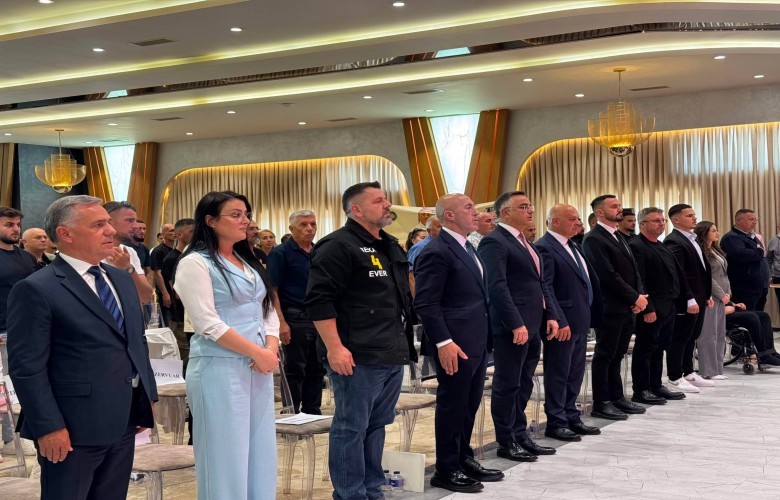 Gjini prezanton programin qeverisës në Podujevë, premton zhvillim ekonomik Gjini prezanton programin qeverisës në Podujevë, premton zhvillim ekonomik