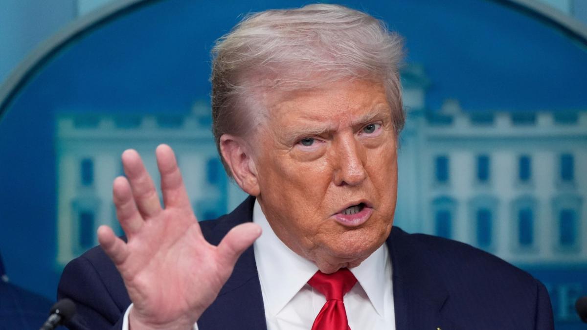 Trump: SHBA rrëzoi 7 mjete lundruese dhe paralajmëron zgjerim të misionit në Ngushticën e Hormuzit Trump: SHBA rrëzoi 7 mjete lundruese dhe paralajmëron zgjerim të misionit në Ngushticën e Hormuzit