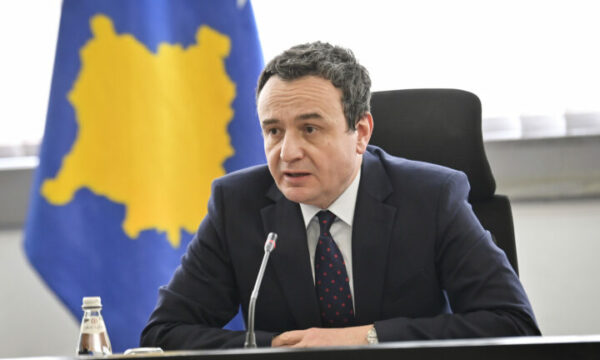 Kurti: Sami Lushtaku tentoi të bëjë ndeshje me eskortën ku ndodhesha unë, por kjo s’bëhet e madhe