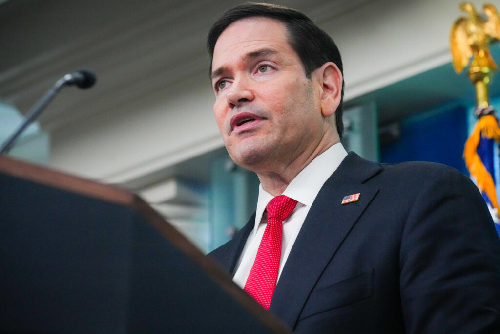 Rubio propozon “një kapitull të ri” mes SHBA-së dhe Kubës, duke anashkaluar regjimin në Havana Rubio propozon “një kapitull të ri” mes SHBA-së dhe Kubës, duke anashkaluar regjimin në Havana