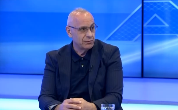 Presidenti Ademi rrëfen rrugëtimin historik të Kosovës drejt UEFA-s dhe FIFA-s