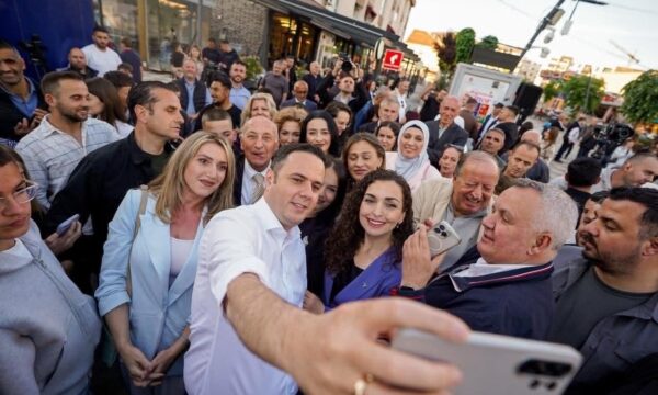 “Hajde Folim” në Lipjan, Abdixhiku: Kur njerëzit ndihen se po dëgjohen lind besimi se gjërat mund të ndryshojnë “Hajde Folim” në Lipjan, Abdixhiku: Kur njerëzit ndihen se po dëgjohen lind besimi se gjërat mund të ndryshojnë