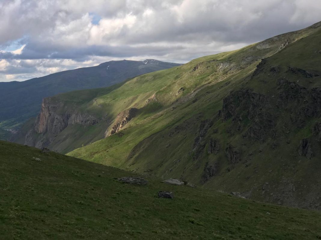 Moti në Shqipëri