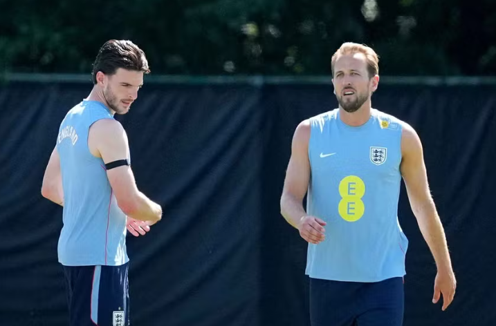 Rice: Do t’u tregoj nipërve se kam luajtur me Harry Kane