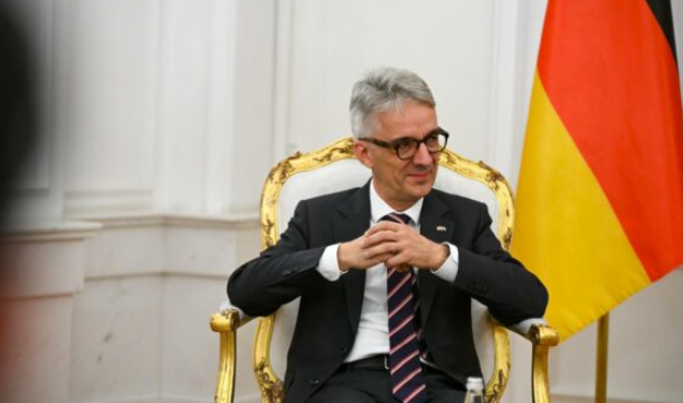 Qeveria apo Presidenti në fillim? Ambasada Gjermane: Shpresojmë që të krijohen institucione me mandat të plotë