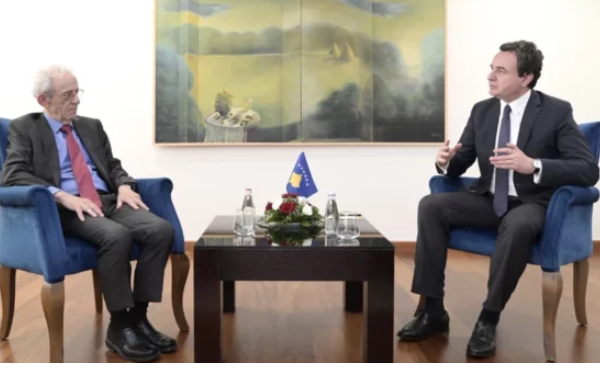 Serwer: Kosova t’i bashkohet gazit amerikan nëse alternativat janë të njejta, por vendos Qeveria dhe jo e ngarkuara me punë në Ambasadën amerikane