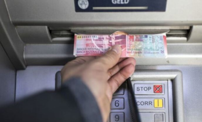 Në Bazel taksat së shpejti do të zbriten direkt nga pagat Në Bazel taksat së shpejti do të zbriten direkt nga pagat
