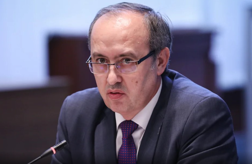 Hoti kritikon edhe opozitën: Nëse ka një kauzë për të cilën duhet protestuar deri në largimin e qeverisë, ajo është për projektin e gazit amerikan Hoti kritikon edhe opozitën: Nëse ka një kauzë për të cilën duhet protestuar deri në largimin e qeverisë, ajo është për projektin e gazit amerikan