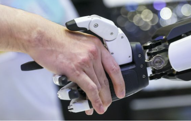 Numër rekord vendesh pune në inteligjencën artificiale në Zvicër
