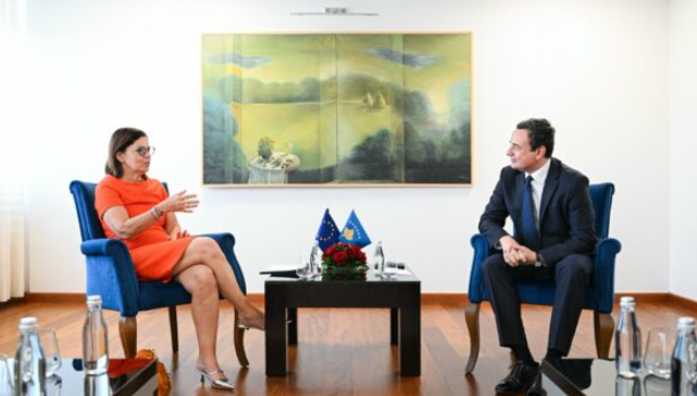 Kurti takon drejtoren për Zgjerim të BE-së për Ballkanin Perëndimor: BE-ja duhet t’i përgjigjet Kosovës me vullnet për anëtarësim Kurti takon drejtoren për Zgjerim të BE-së për Ballkanin Perëndimor: BE-ja duhet t’i përgjigjet Kosovës me vullnet për anëtarësim