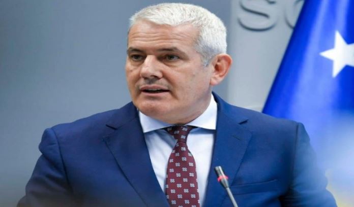 Sveçla: Pa kompromis ndaj krimeve të kryera ndaj popullatës tonë Sveçla: Pa kompromis ndaj krimeve të kryera ndaj popullatës tonë