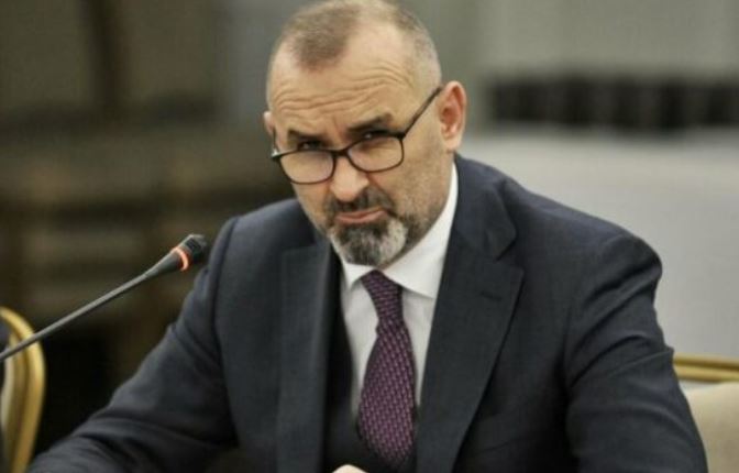 Deputeti socialist: Hajvanllëk të vish nga Kosova për të rrëzuar qeverinë ne Tiranë, pse s’distancohet Kurti?