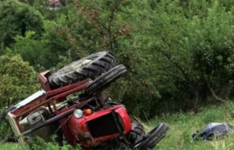 Rrokulliset traktori në Ruboc, një person mbetet i vdekur Rrokulliset traktori në Ruboc, një person mbetet i vdekur