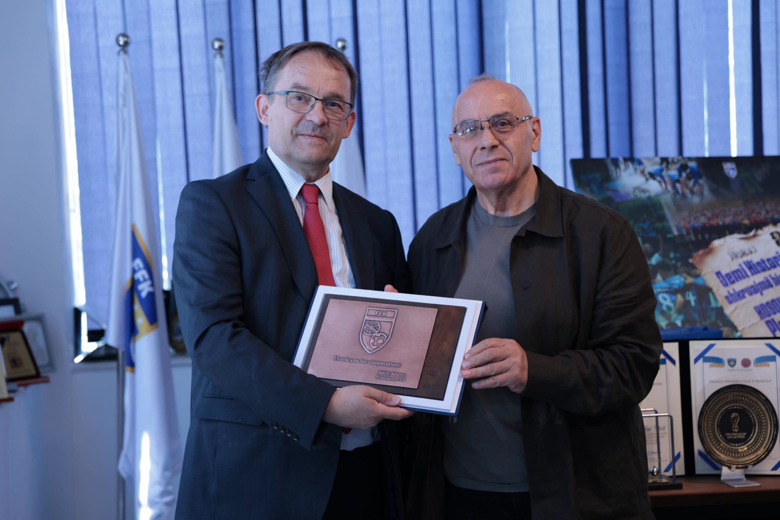 Presidenti i FFK-së, Agim Ademi, pret ambasadorin austriak Georg Schnetzer, ja çfarë u bisedua