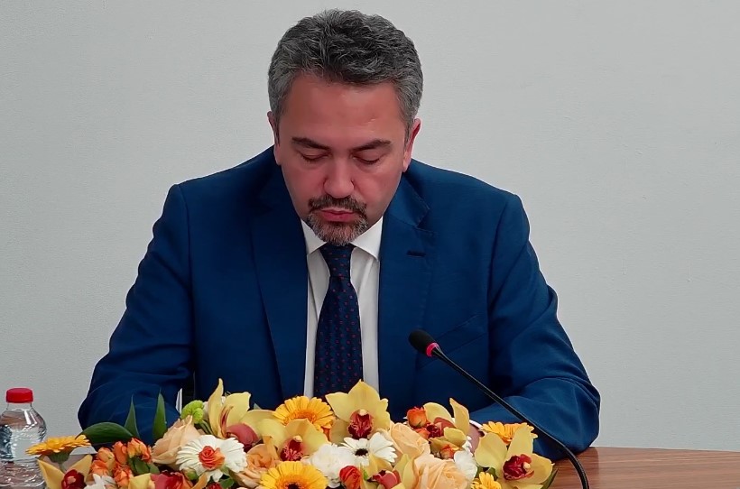 KQZ: Deri në ora 15:00 votuan 445 mijë e 622 votues KQZ: Deri në ora 15:00 votuan 445 mijë e 622 votues