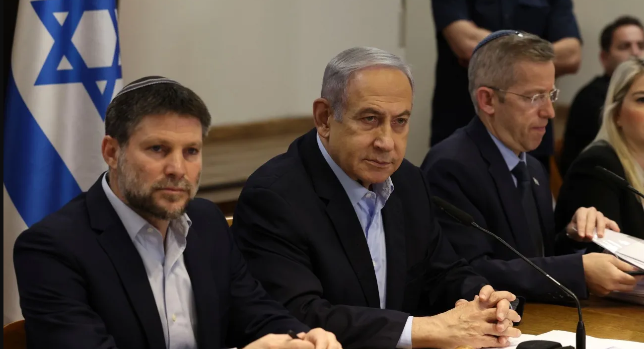 Përshkallëzimi mes Izraelit dhe Iranit rrezikon armëpushimin, Netanyahu thërret mbledhje urgjente të Këshillit të Sigurisë Përshkallëzimi mes Izraelit dhe Iranit rrezikon armëpushimin, Netanyahu thërret mbledhje urgjente të Këshillit të Sigurisë