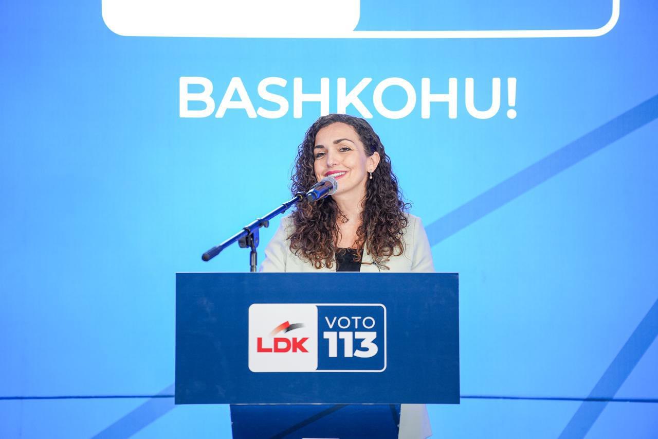 Vjosa Osmani: Kemi garancën e betonuar nga Presidenti Trump se askush nuk do të guxojë t’i prekë kufijtë tanë